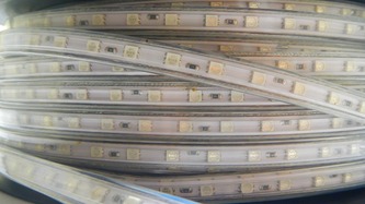 LED páska SMD5050, RGB, AC220V, 60 LED/m, IP65, cena/1m, balení 50m LED páska SMD5050, RGB, AC220V, 60 LED/m, IP65, cena/1m, balení 50m