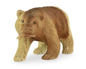 Dřevěná soška Medvěd s rybou 11 cm - dvoubarevný - II. jakost