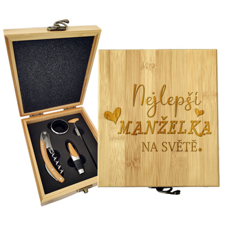 Dárková sada na víno Nejlepší manželka na světě: 147×168×49 mm Dárková sada na víno Nejlepší manželka na světě: 147×168×49 mm