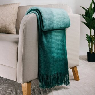 Koc | FINNS | ombre miękki turkusowy z frędzlami | 130x170 cm | 727917 Koc | FINNS | ombre miękki turkusowy z frędzlami | 130x170 cm | 727917