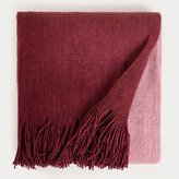 Koc | FINNS | ombre miękki burgundowy z frędzlami | 130x170cm | 749131