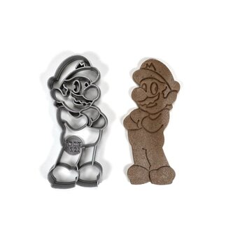 Hrdina s knírem a červenou čepicí vykrajovátko/formička