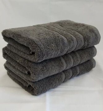 Osuška Standard 70x140 cm tmavě šedá