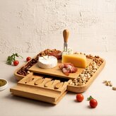 RUMI | servírovací prkénko se 4 noži | 32x32 cm | ALL 851587