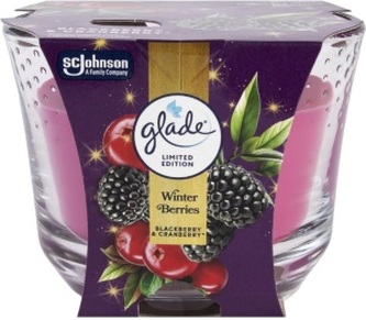 Glade Winter Berries vonná svíčka ve skle 204 g