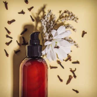 Regenerační tělové mléko hřebíček, 250 ml