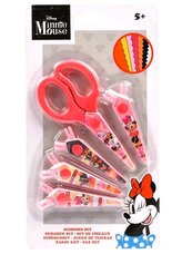 NŮŽKY PĚT V JEDNOM MINNIE