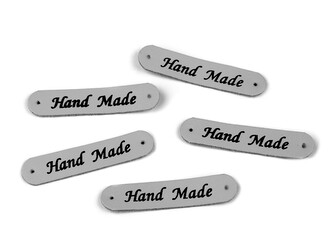 Nášivka / štítek z eko kůže Hand Made 10x48 mm - 50 ks - 6 šedá světlá mat