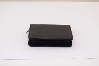 244 MAGNUM manikúrní set se zipem černý