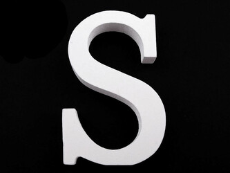 Dřevěná dekorace písmena abecedy - 20 ks - 18 "S" bílá sněžná