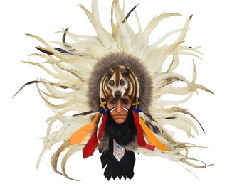 Závěsná dekorace Indiánský náčelník 55 cm - bílé peří - var. B