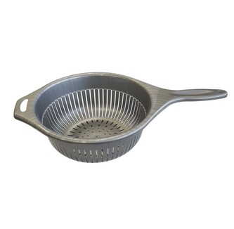 Cedník s rukojetí plast.stříbrný 40x23x10 cm