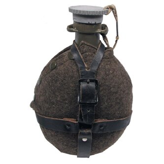 Polní láhev ČSSR s obalem - olivová