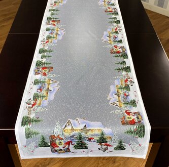 Vánoční ubrus - běhoun na stůl VÁNOČNÍ SKŘÍTKOVÉ VII. 40x140 cm Mybesthome