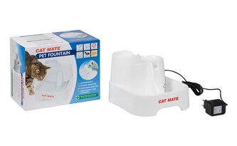 Karlie Miska s fontánou 2l