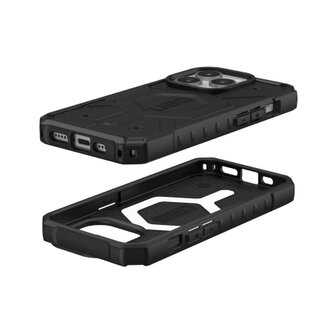 Etui UAG Pathfinder MagSafe do iPhone 15 Pro - czarne