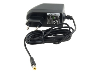 Avacom Napájecí adaptér univerzální 12V 2A 24W konektor 5,5mm x 2,1mm plus pól uprostřed