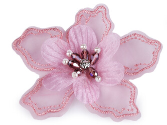Květ s kamínkem a korálky k našití a nalepení Ø8 cm - 10 ks - 4 starorůžová sv.