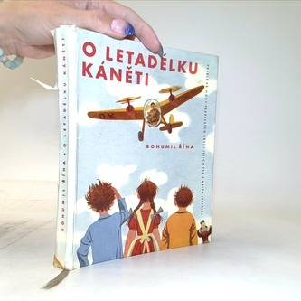 O letadélku Káněti