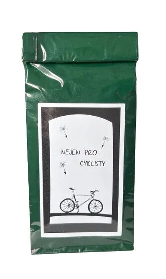 Čaj - nejen pro cyklisty  – rozkvetlá zahrada