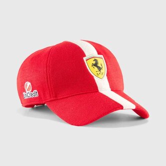 Týmová kšiltovka Scuderia Ferrari F1 2025 SE China