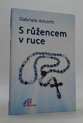S růžencem v ruce