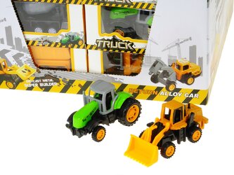 Kovový traktor
