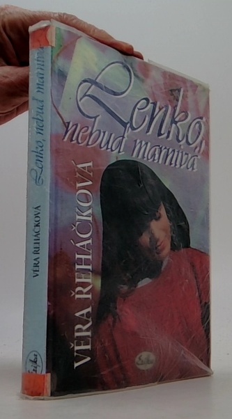 Lenko, nebuď marnivá dívčí román