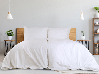 B.E.S. - Petrovice, s.r.o. Povlečení ATLAS GRADL HOTEL 140x200+70x90 pruh 0,4 cm, hotelový uzávěr