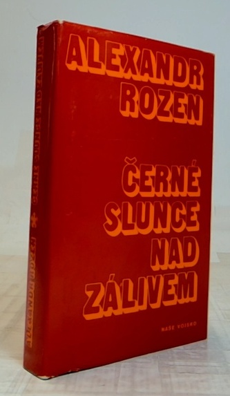 Černé slunce nad zálivem