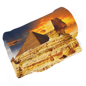 Deka Pyramidy: 150x120 cm
