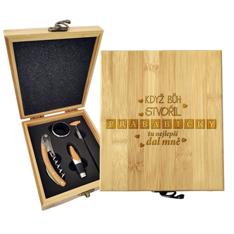 Dárková sada na víno Když Bůh stvořil prababičky: 147×168×49 mm