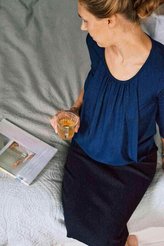 Těhotenské a kojící tričko Kangaroo milk & love modrá - velikost M