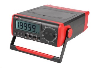 Stolní multimetr UNI-T  UT802