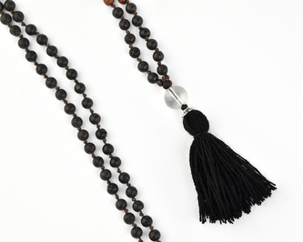 Asijský růženec lávový kámen s černým střapcem