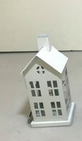 Kovový domeček bílý 13x6,7x6,3 cm