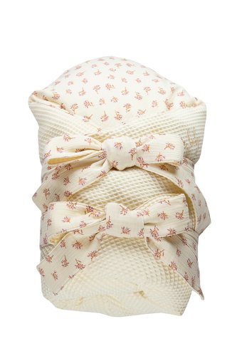 enie baby Péřová zavinovačka VAFLOVÁ  béžová/květy 80x80 cm