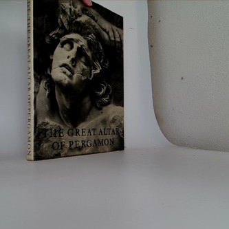 The great altar of pergamon