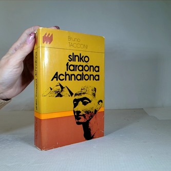 Slnko faraona Achnatona