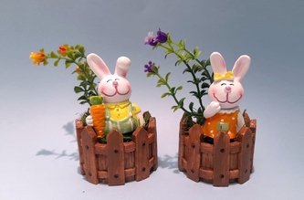 Králík v ohrádce polyston