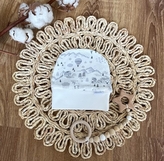 Kojenecká čepička Mamatti, Město - bílo/šedá, vel. 68; 68 (3-6m)