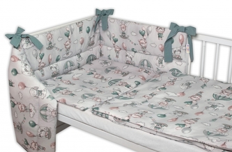 BABY NELLYS 3-dílná sada Mantinel s povlečením, Létající zvířátka, zelený, 135x100 cm; 135x100 BABY NELLYS 3-dílná sada Mantinel s povlečením, Létající zvířátka, zelený, 135x100 cm; 135x100