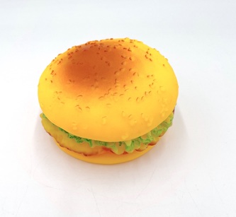 Hračka pro psa pískací Hamburger 9 cm