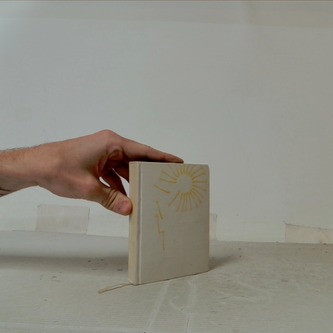 Otevřela se přede mnou růže