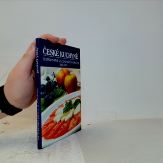 Česká kuchyně těstovinové, zeleninové a ovocné saláty