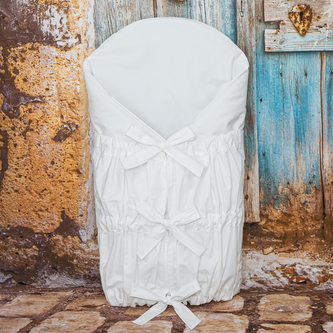 Zavinovačka klasická čtvercová bez kanýru; Barva: bílá; Velikost: 75 x 75 cm