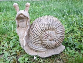 Šnek polyston šedý