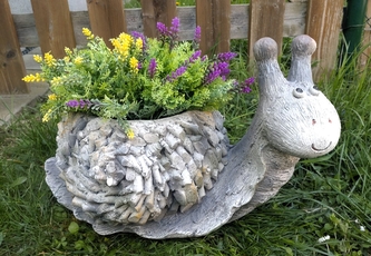 Šnek obal design dřívka