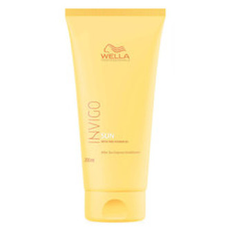 Wella Professionals Hydratační kondicionér pro vlasy namáhané sluncem Invigo (After Sun Express Conditioner) Objem 30 ml woman