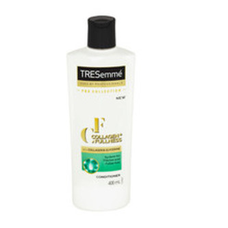 TRESemmé Kondicionér pro objem vlasů Collagen + Fullness (Conditioner) 400 ml woman